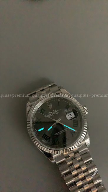 c7e87d16898e401979112e28dca6119c_1758541557_9747.jpg