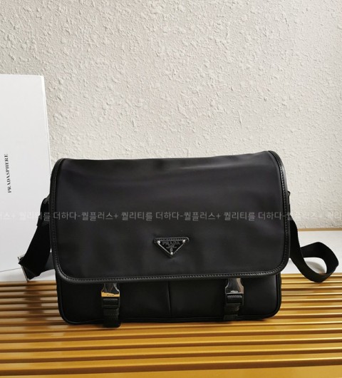프라다 2VD768 리나일론 사피아노 메신저백 남성용