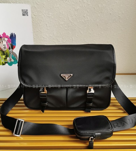 프라다 2VD768 리나일론 사피아노 메신저백 남성용