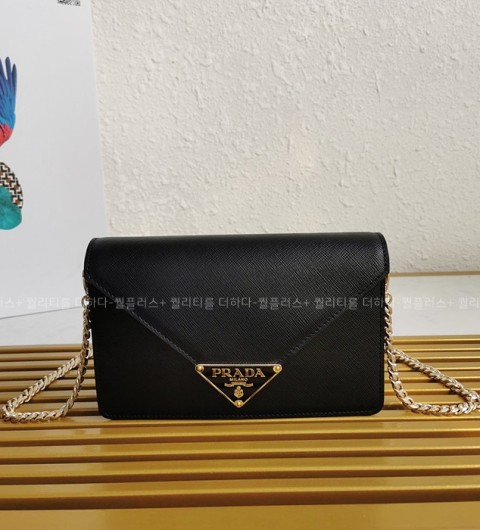 프라다 1BD318 사피아노 삼각로고 숄더백