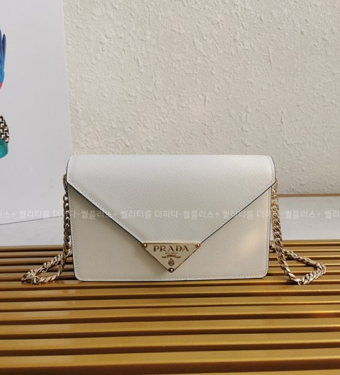 프라다 1BD318 사피아노 삼각로고 숄더백