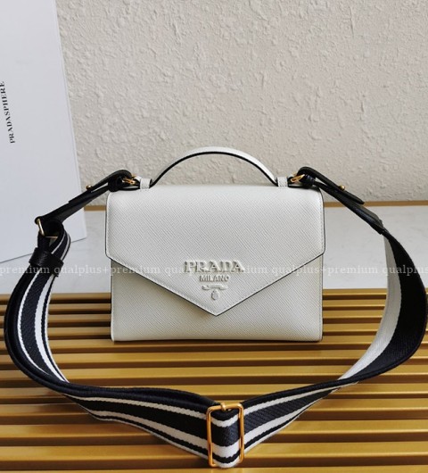 프라다 1BD317 모노크롬 사피아노 래더 숄더백