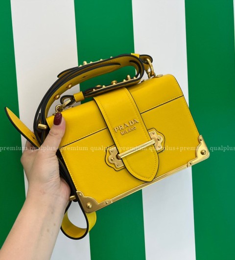 프라다 1BD045 카이에 숄더백