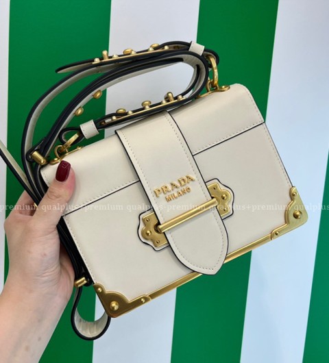 프라다 1BD045 카이에 숄더백