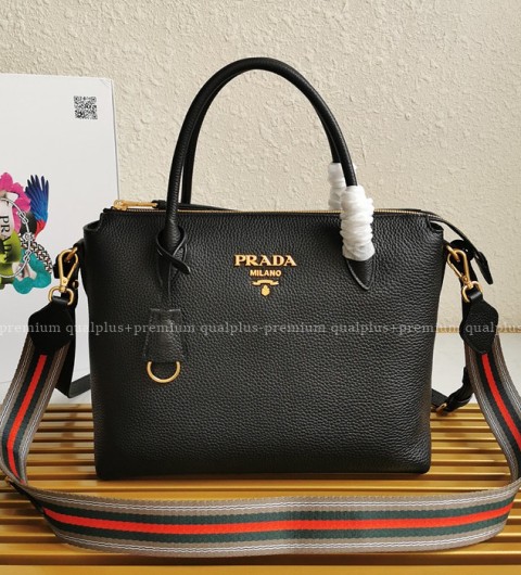 프라다 1BA157 비텔로 다이노 숄더 토트백