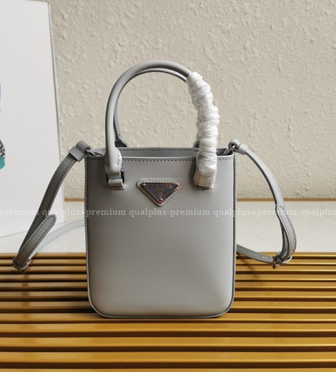 프라다 1BA331 브러시드 레더 토트백