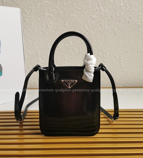 프라다 1BA331 브러시드 레더 토트백