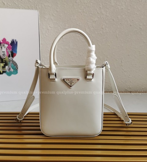 프라다 1BA331 브러시드 레더 토트백