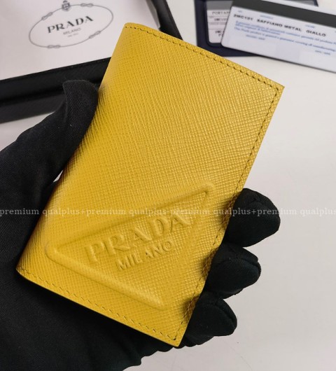 프라다 2MC101 삼각로고 사피아노 카드지갑 남녀공용
