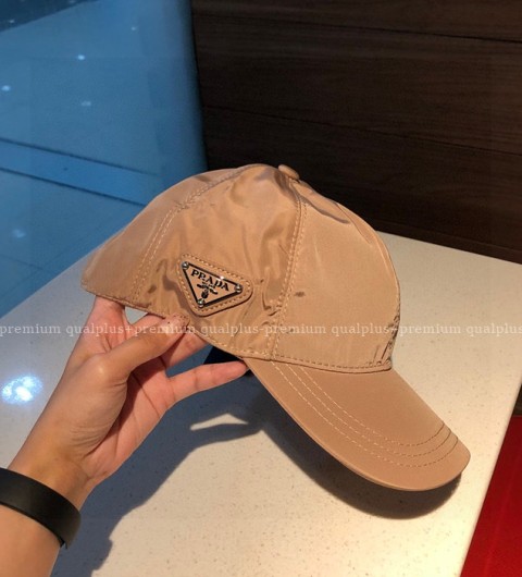 프라다 삼각 로고 볼캡 모자 남녀공용