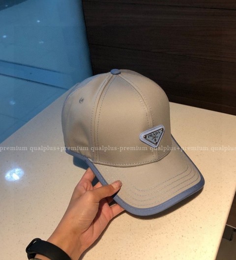 프라다 삼각 로고 볼캡 모자 남녀공용