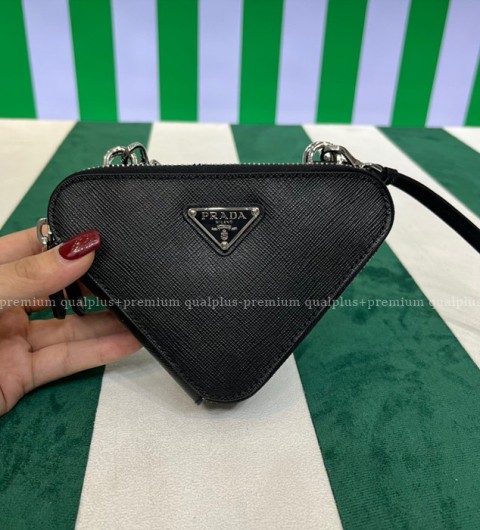 프라다 1NR015 트라이앵글 사피아노 파우치 백 미니
