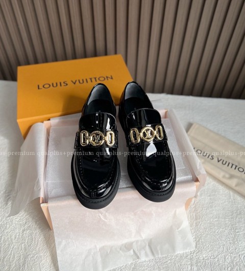 루이비통 LV 오르세 플랫 로퍼 여성용