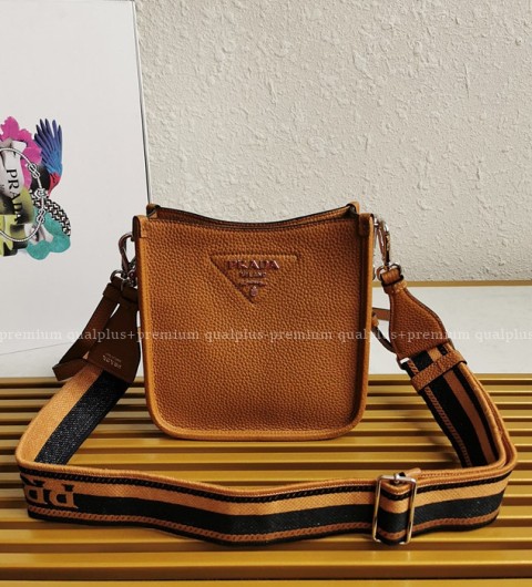 프라다 1BH191 비텔로 삼각 로고 미니 숄더백