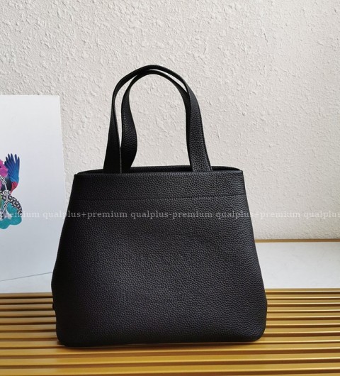 프라다 1BG384 로고 칼프 레더 토트백 미듐