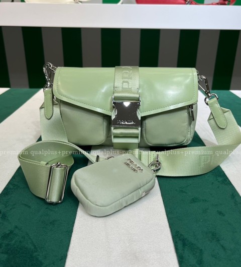 프라다 1BD295 나일론 브러시드 가죽 숄더백