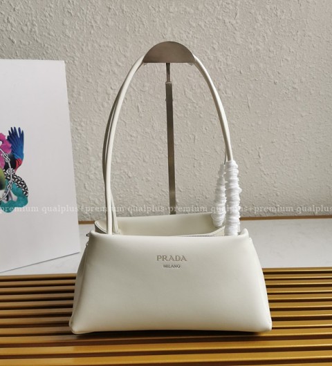 프라다 1BA368 레더 토트 탑핸들백