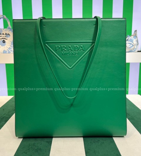 프라다 로고 토트백 남녀공용