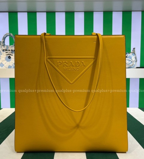 프라다 로고 토트백 남녀공용