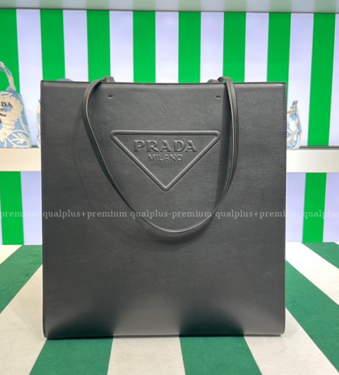 프라다 로고 토트백 남녀공용