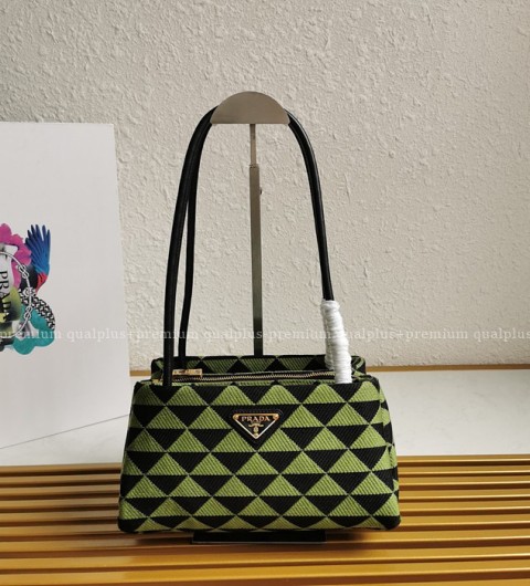 프라다 1BA368 심볼 로고 엠브로이드 탑 핸들백