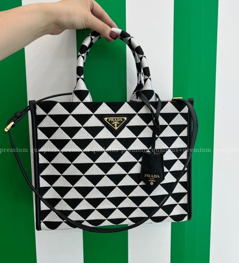 프라다 1BA354 심볼 로고 스몰 토트 탑핸들백