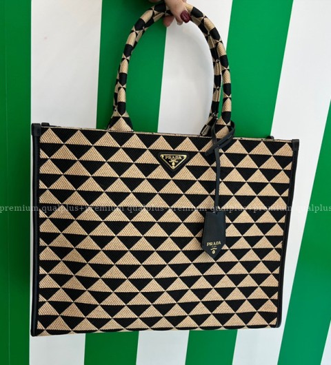 프라다 1BA356 심볼 로고 라지 토트 탑핸들백