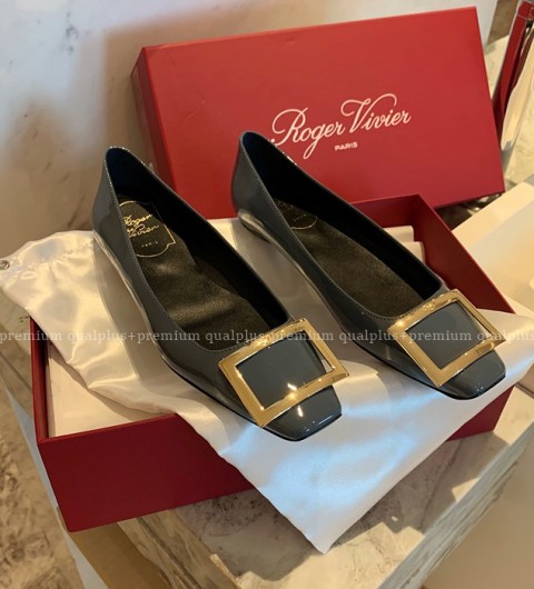 로저비비에 벨 비비에 메탈 버클 펌프스 플랫 여성용