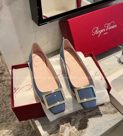 로저비비에 벨 비비에 메탈 버클 펌프스 플랫 여성용