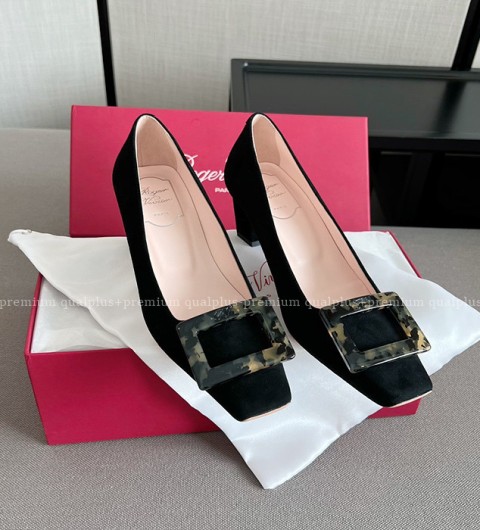 로저비비에 벨 비비에 그래나이트 버클 스웨이드 펌프스 여성용