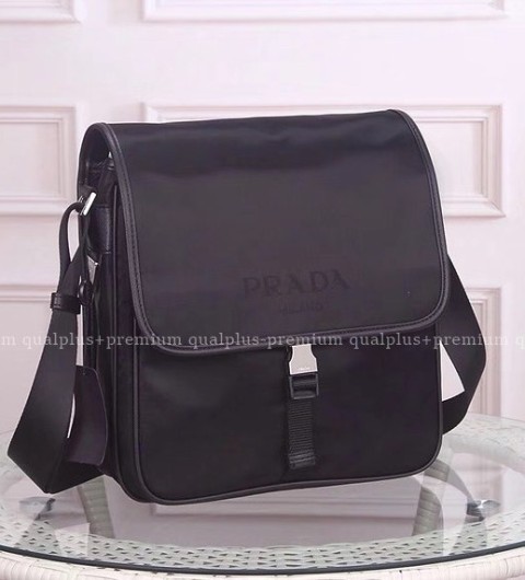 [국내배송] 프*다 나일론 숄더백 남성용