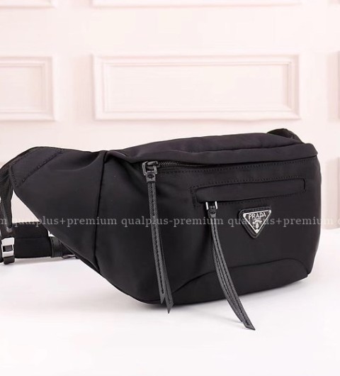 [국내배송] 프*다 최신상 힙색 남성용