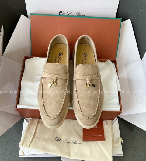 로로피아나 써머 참스 워크 로퍼 여성용