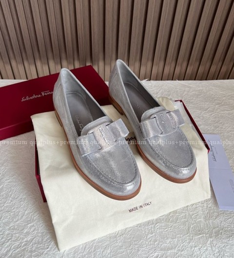 페라가모 비바 로퍼 여성용