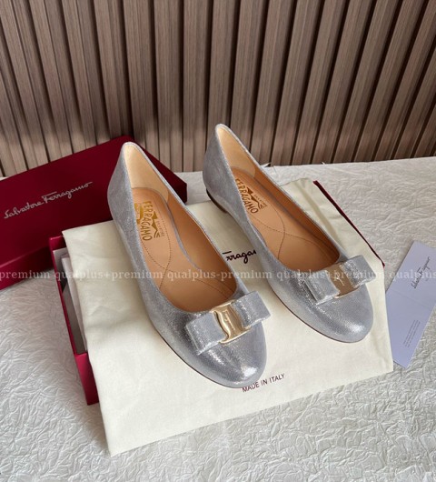 페라가모 바라 발레리나 슈즈 여성용