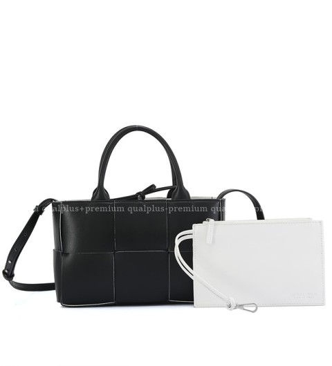 [국내배송] 보*가베네타 아르코 미니백