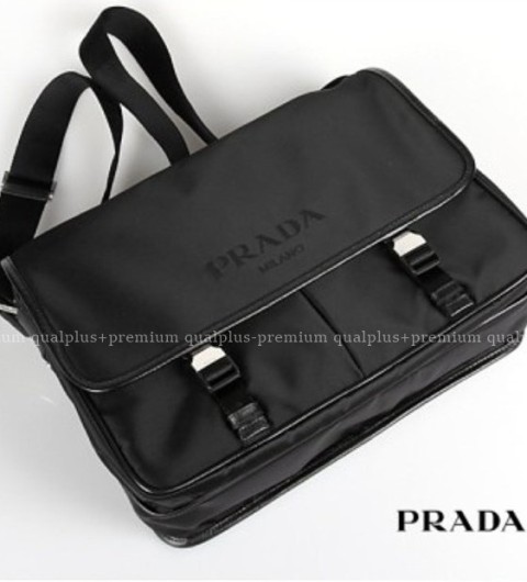 [국내배송] 프*다 비즈니스 메신저백 남성용