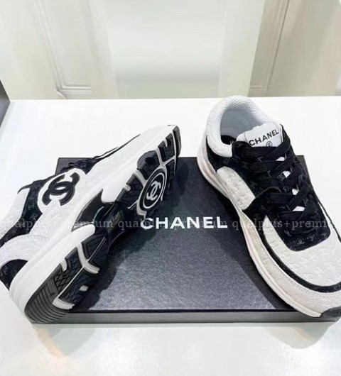 [국내배송] 샤* CC로고플레이 스니커즈 검흰 여성용