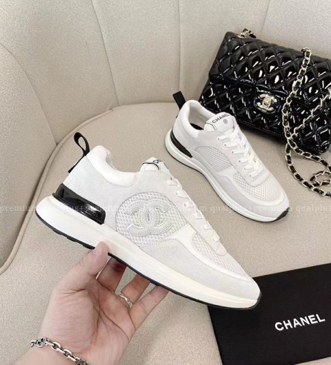 [국내배송] 샤* CC로고 뉴라인 크루즈 스웨이드 스니커즈 여성용