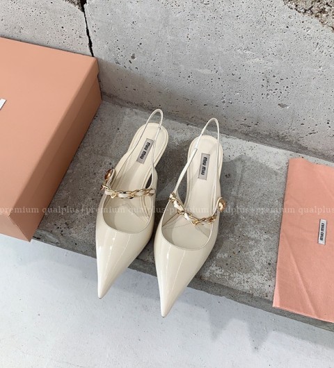 미우미우 페이턴트 가죽 슬링백 펌스프 6.5cm 여성용