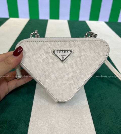 프라다 1NR015 트라이앵글 사피아노 미니 파우치백