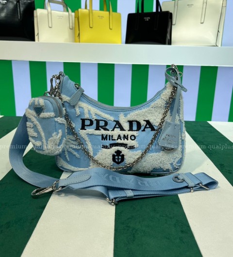 프라다 1BH204 자수 드릴 테수토 체인 호보백