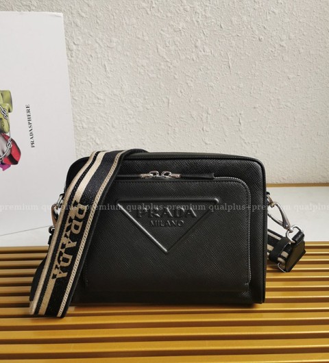 프라다 2VH152 사피아노 레더 숄더백 남성용