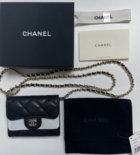 [국내배송] 샤* 클래식 체인 카드 월렛 캐비어 블랙 금장