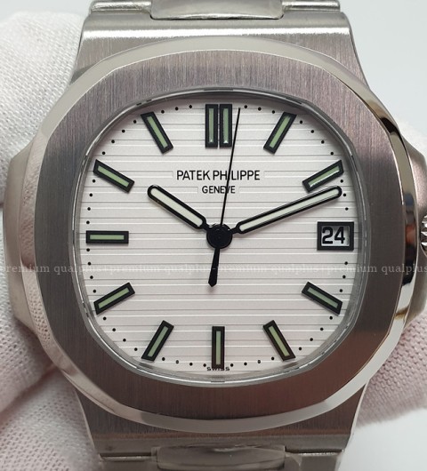 [국내배송] 파텍필립 노틸러스 5711 화이트