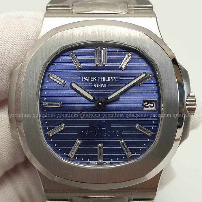 [국내배송] 파텍필립 노틸러스 5711 40주년블루 다이아