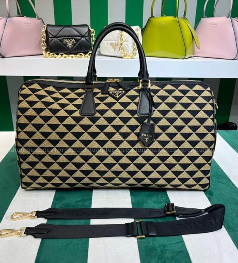 프라다 2VC018 심볼 자수 패브릭 빅 트래블 보스턴백