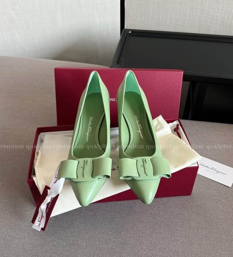 페라가모 비바 펌프스 5cm 여성용