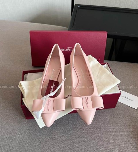 페라가모 비바 펌프스 2cm 여성용