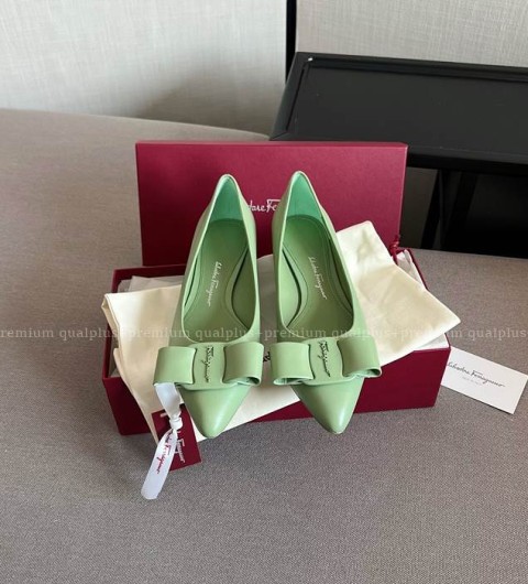 페라가모 비바 펌프스 2cm 여성용